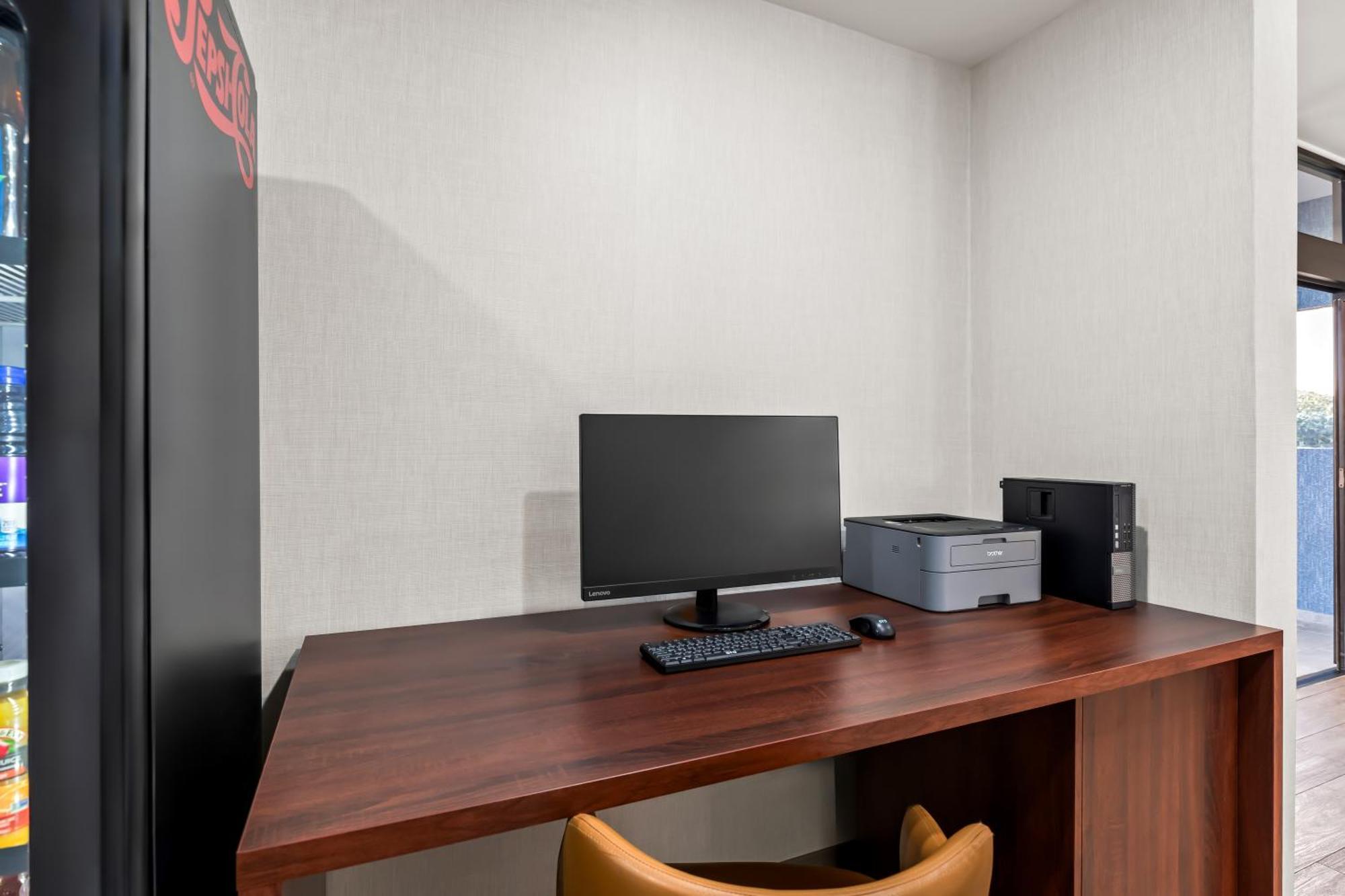 Comfort Inn & Suites Prince George - Fort Gregg Екстер'єр фото